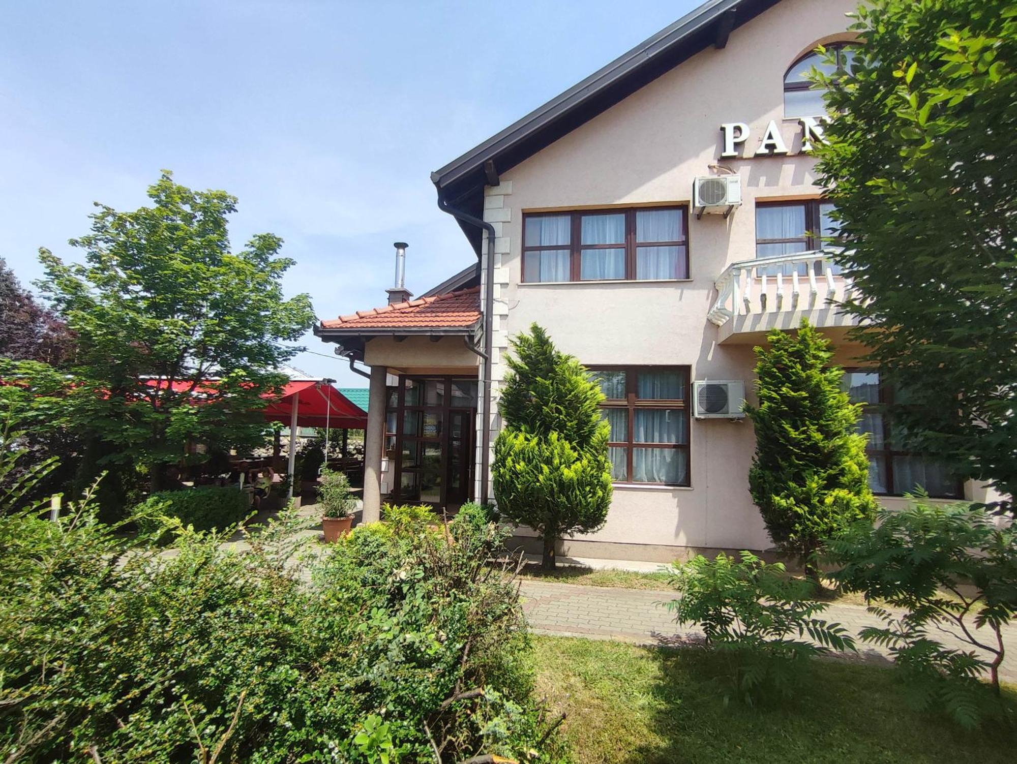 Lukavica Pansion Kamin Bed & Breakfast エクステリア 写真