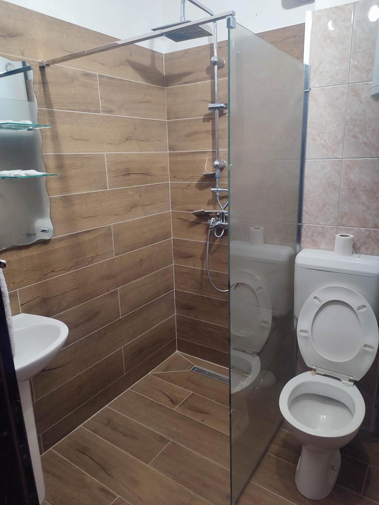 Lukavica Pansion Kamin Bed & Breakfast 部屋 写真